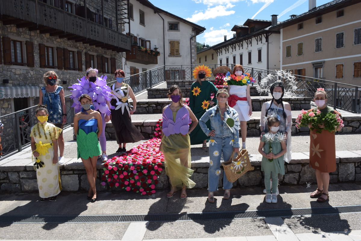 SFILATA MODELLE FESTA DELLE ERBE forni di sopra