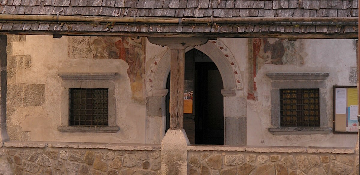 chiesa-san-giacomo-porticato